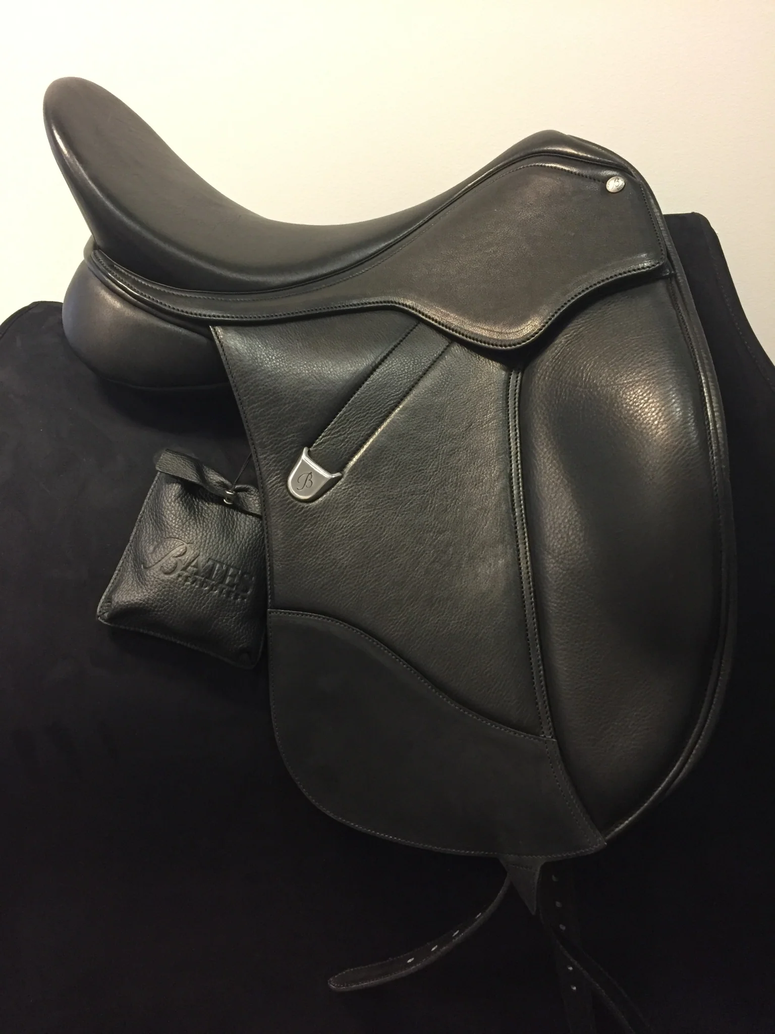 Bates Isabell Saddle With Adjustable Stirrup Bar - Cair - Image 3